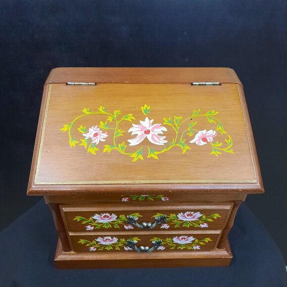 Vintage 8"x8"x6" Hand Painted Wooden Jewelry Box Floral Design Home Decor - Picture 1 of 10
